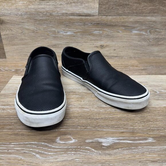 Vans Perforated Black Leather Classic Slip On Sneaker Women's Size 10 - Picture 6 of 7